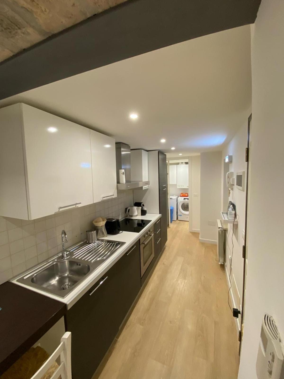 Oasi Central - Appartamento In Pieno Centro ترييستي المظهر الخارجي الصورة